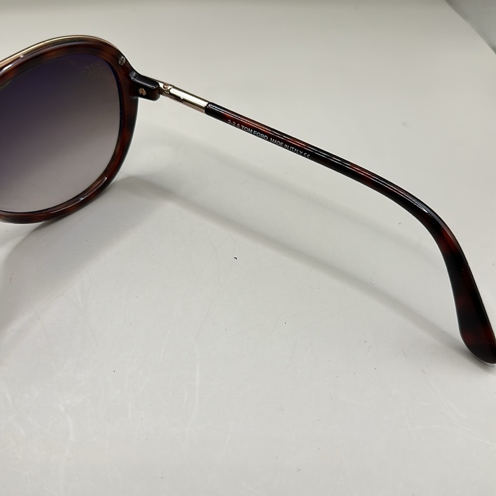 Tom Ford TF 454 52K 64•5 Aviator Gradient Sunglasses - Women’s - Picture 4 of 8